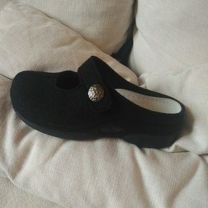 Berkemann black flsnek MaryJane slippers